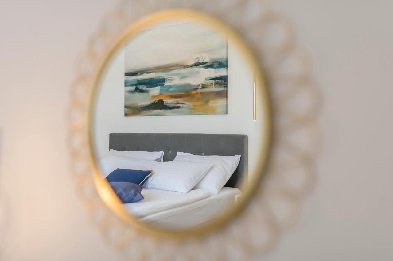 Apartment Shades Of Blue Хвар Экстерьер фото
