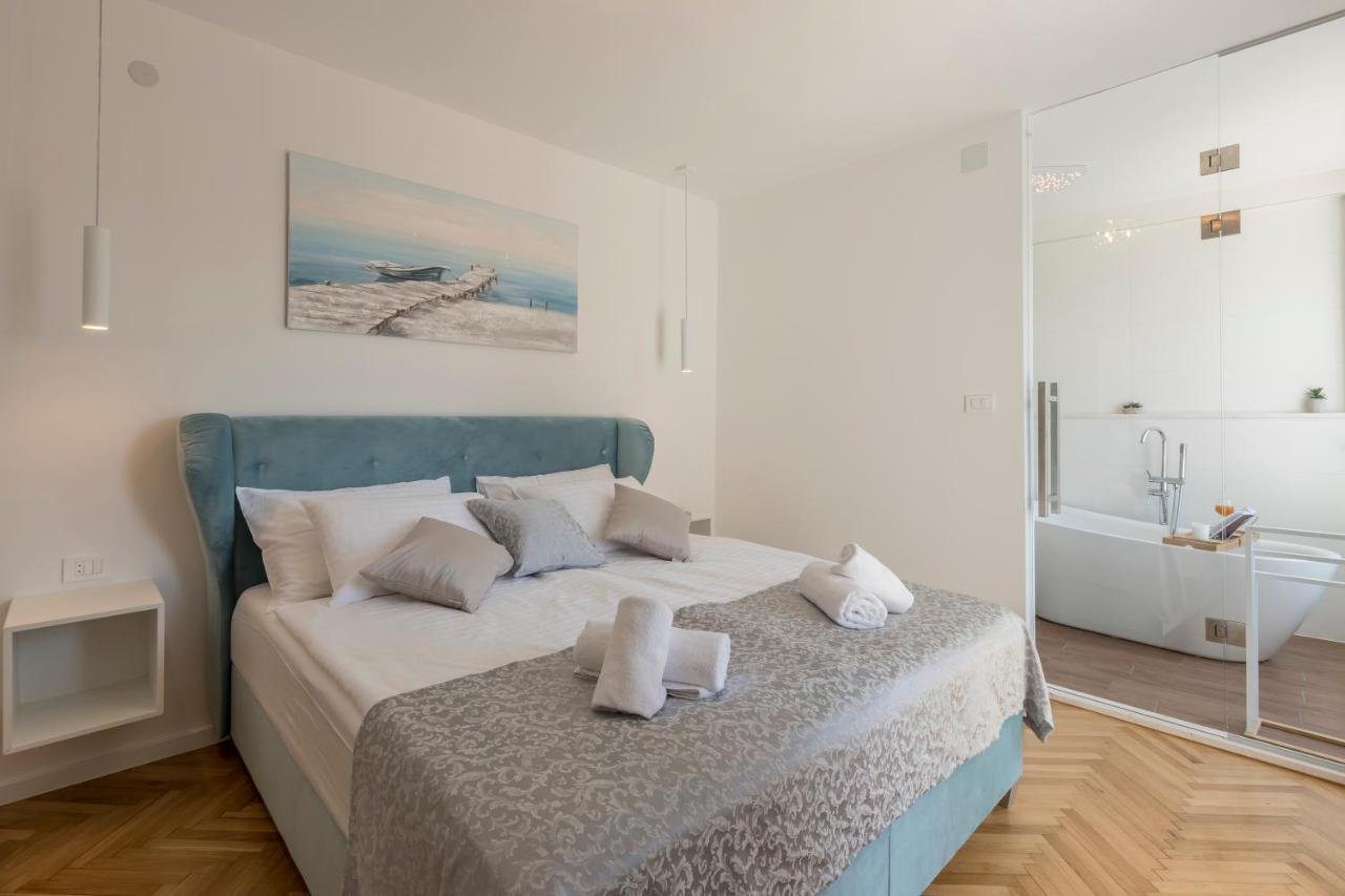 Apartment Shades Of Blue Хвар Экстерьер фото